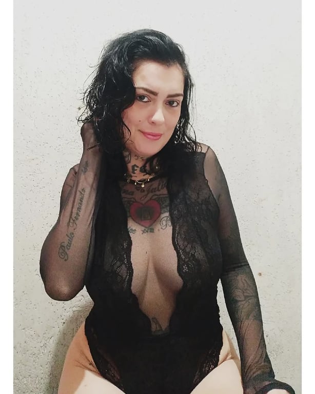 Sabrina terapeuta/ Nuru + tântrica Mãos de fada